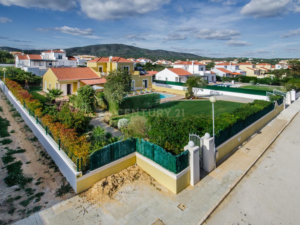 Luxuosa Moradia T4 em Olhão, Faro - 320m² por 795.000€ - Image 20